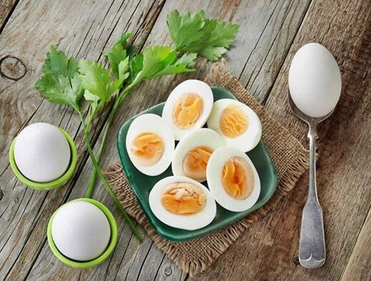 ۴ عارضه خطرناک مصرف تخم‌ مرغ